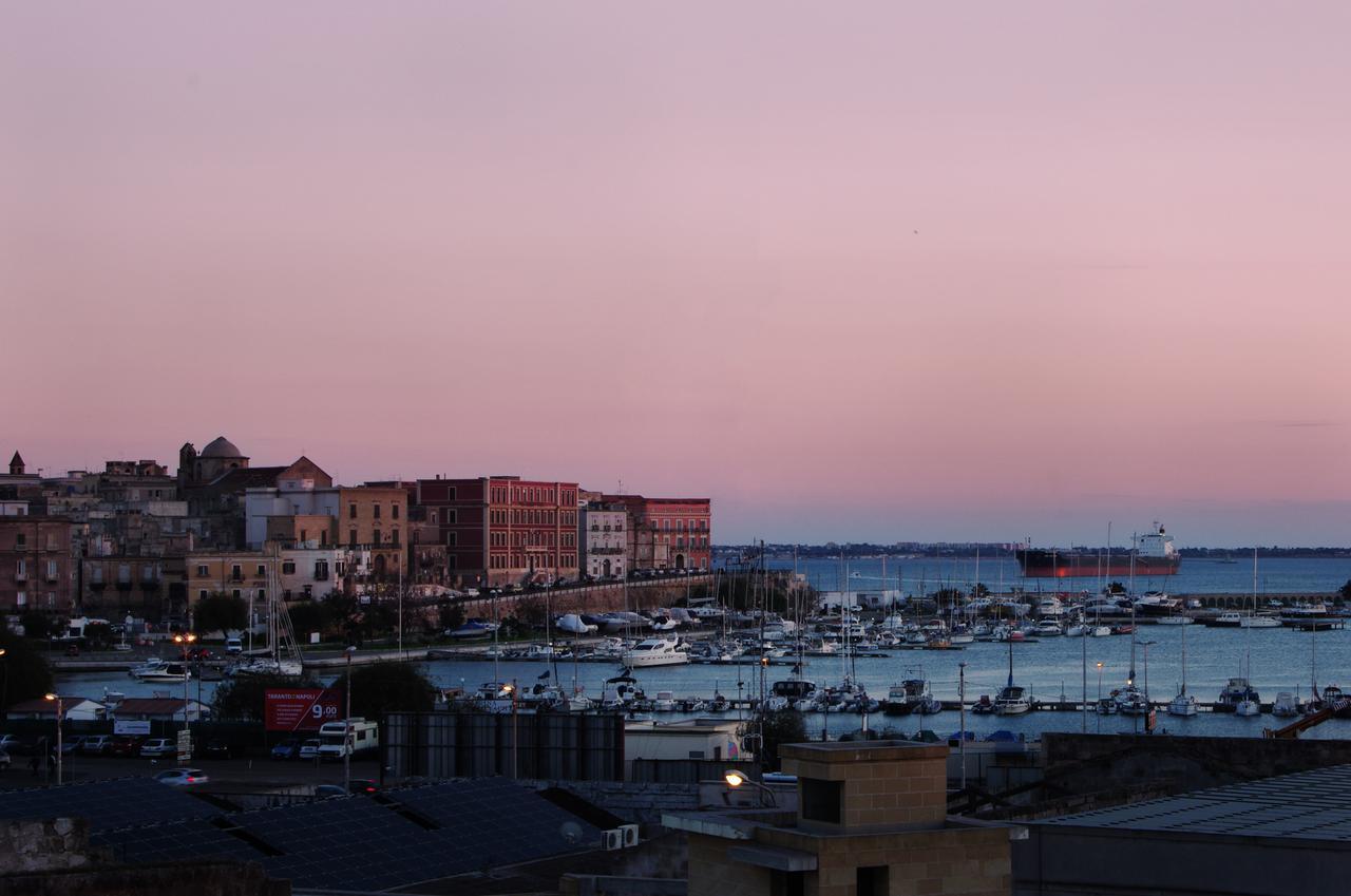 B&B Stazione37 Taranto Dış mekan fotoğraf